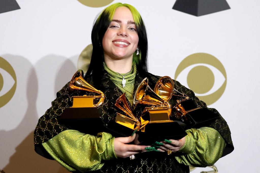 Premios Grammy se aplazan por COVID-19