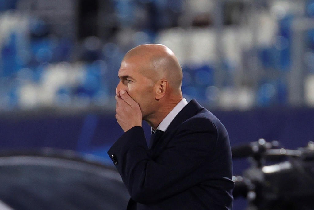 Aíslan a Zinedine Zidane por COVID
