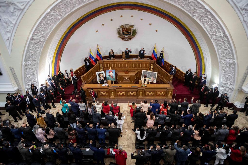 Parlamento de Venezuela impulsa un nuevo mecanismo de diálogo político