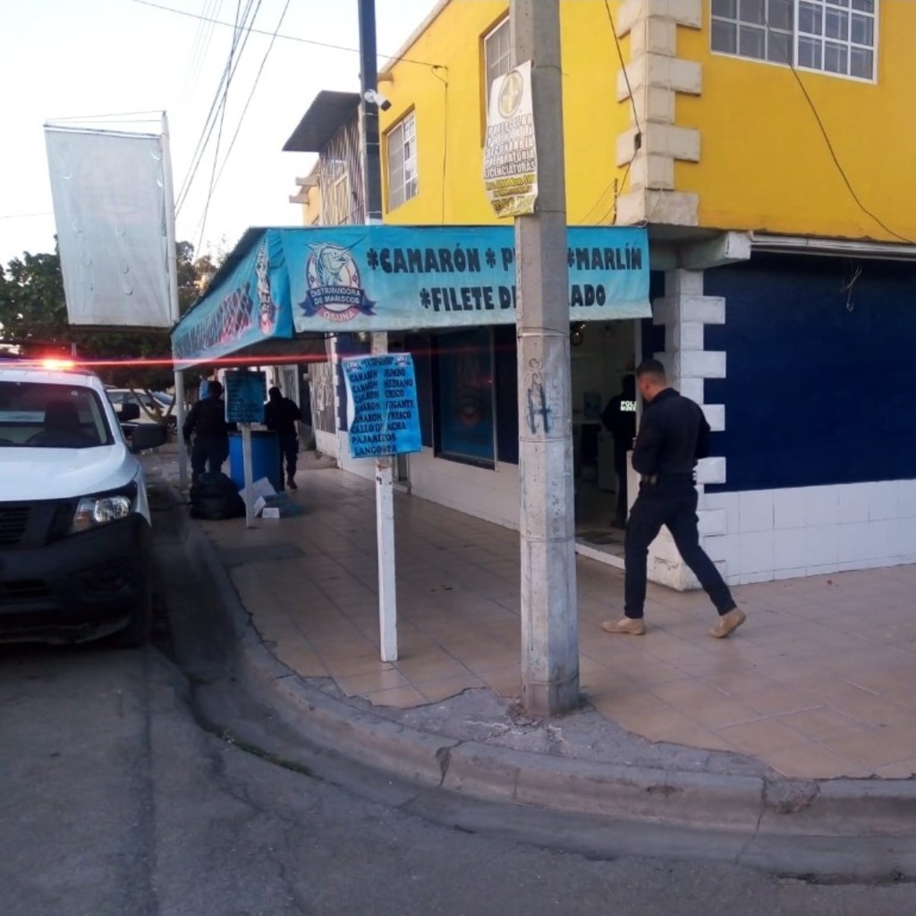 Sujetos armados asaltan marisquería en Gómez Palacio