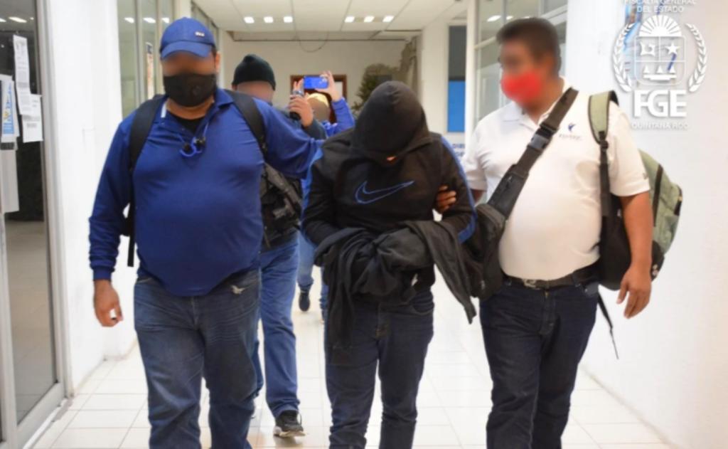 Trasladan a Cancún a presunto involucrado en secuestro de 27 personas