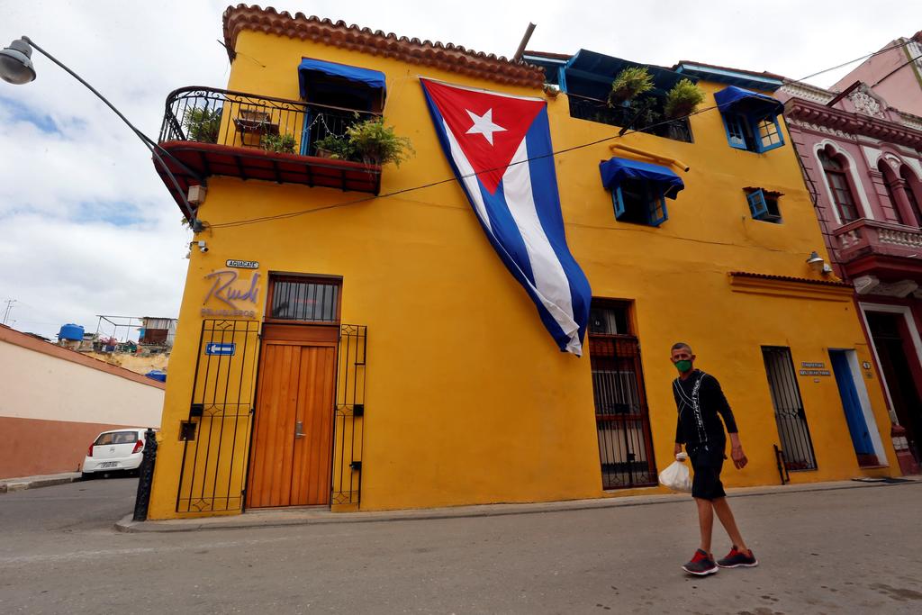 Tacha Cuba de 'hipócrita' su regreso a lista de Estados patrocinadores del terrorismo