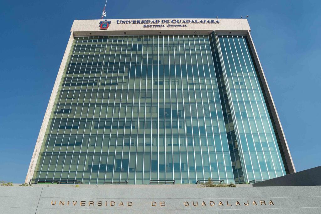 Universidad de Guadalajara  suspende toda actividad presencial por COVID