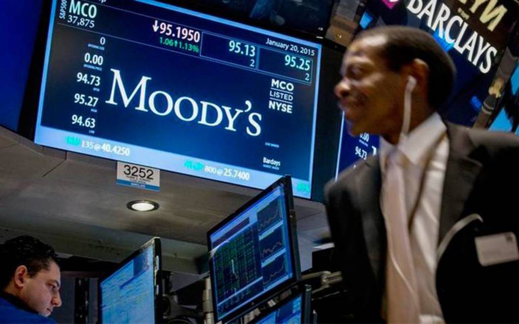 Critica Moody's recurrente 'rescate' de Pemex