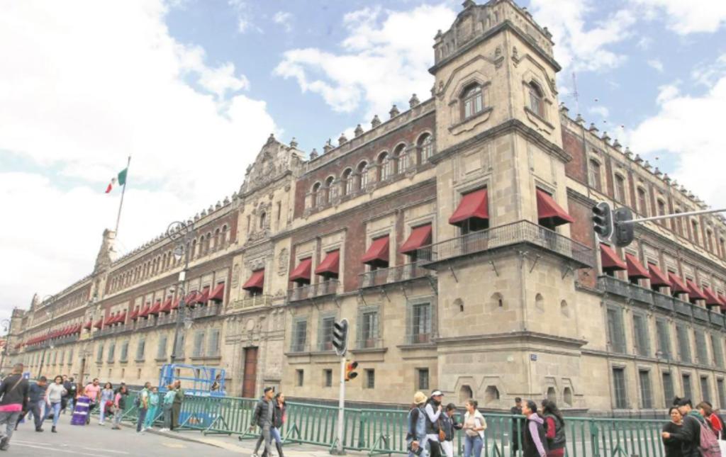 Presidencia de México pagaría hasta 500 mil pesos por outsourcing en Palacio Nacional