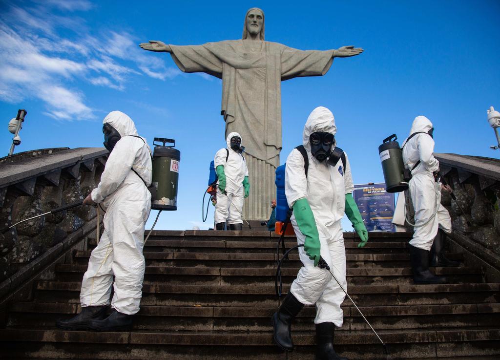 Brasil supera las mil muertes de COVID por tercer día consecutivo