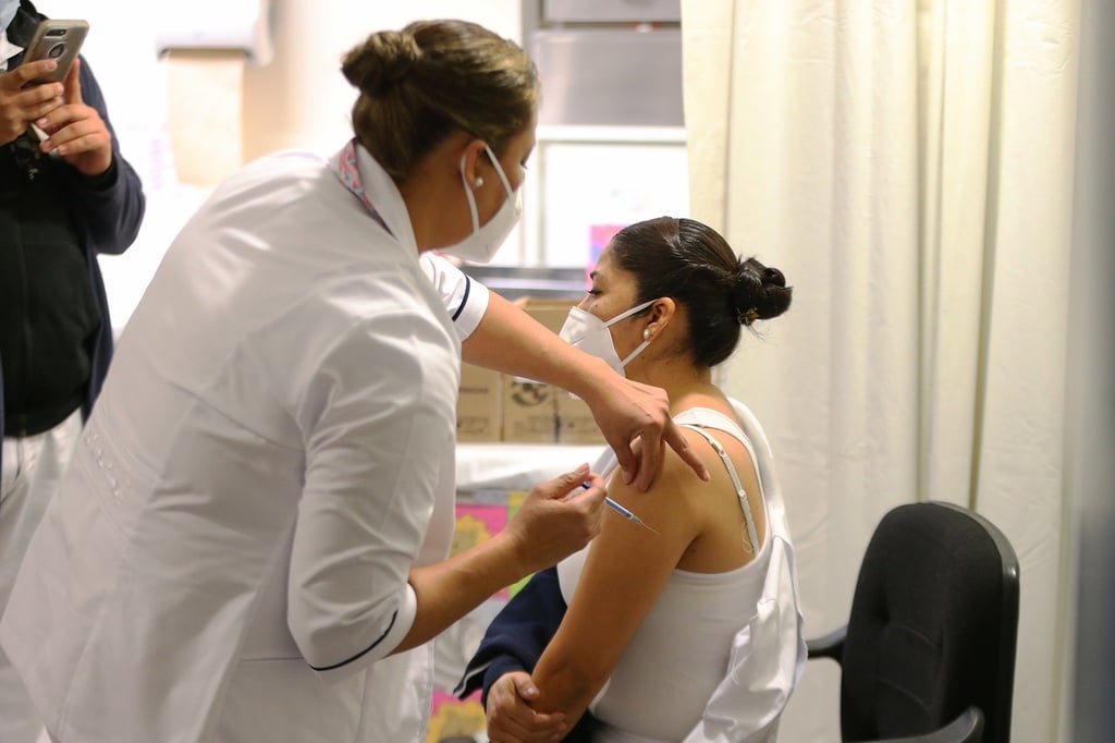 Están pendientes de aplicar 875 vacunas anti Covid en Durango