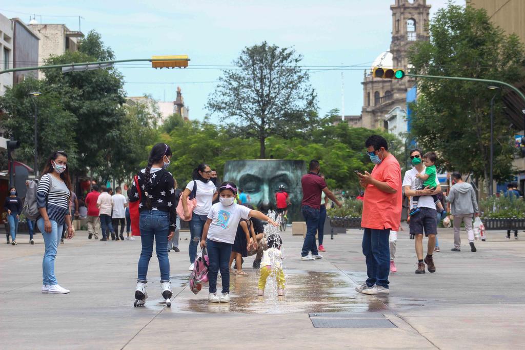 Imponen nuevas restricciones ante alza de contagios por COVID en Jalisco