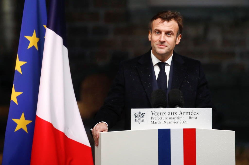 Anuncia Macron una reducción de las tropas francesas en el Sahel