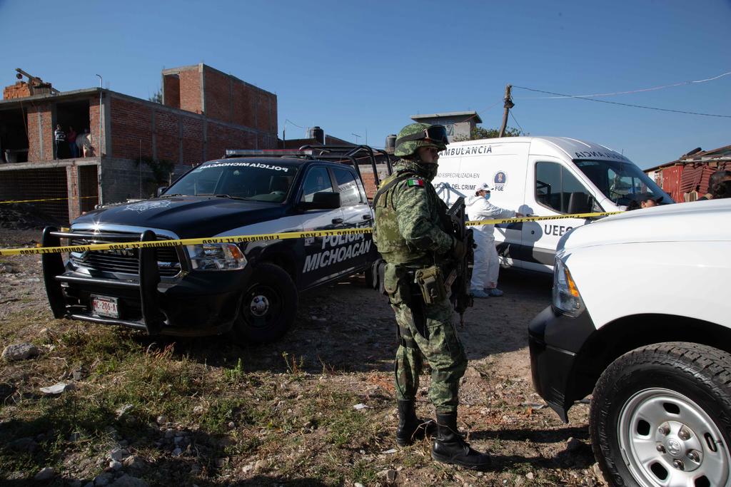 Encuentran cuerpos de 10 personas asesinadas en Michoacán