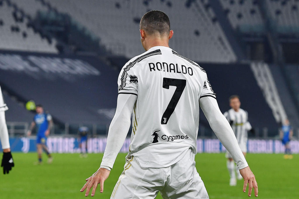 Cristiano Ronaldo se convierte en el máximo goleador en la historia del futbol