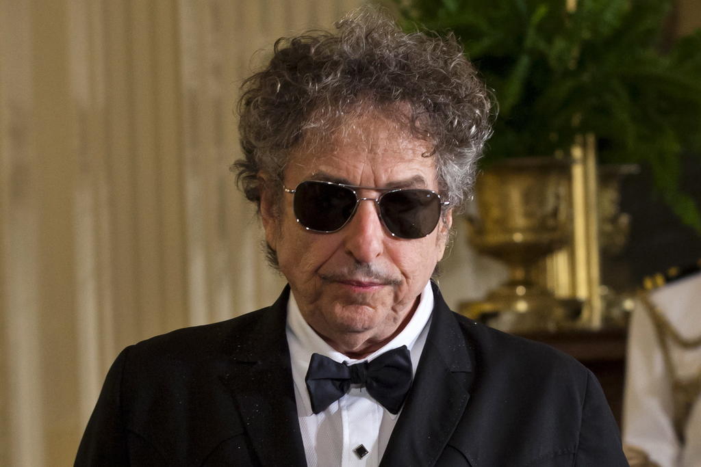 Reclaman a Bob Dylan parte del dinero por la venta de sus canciones