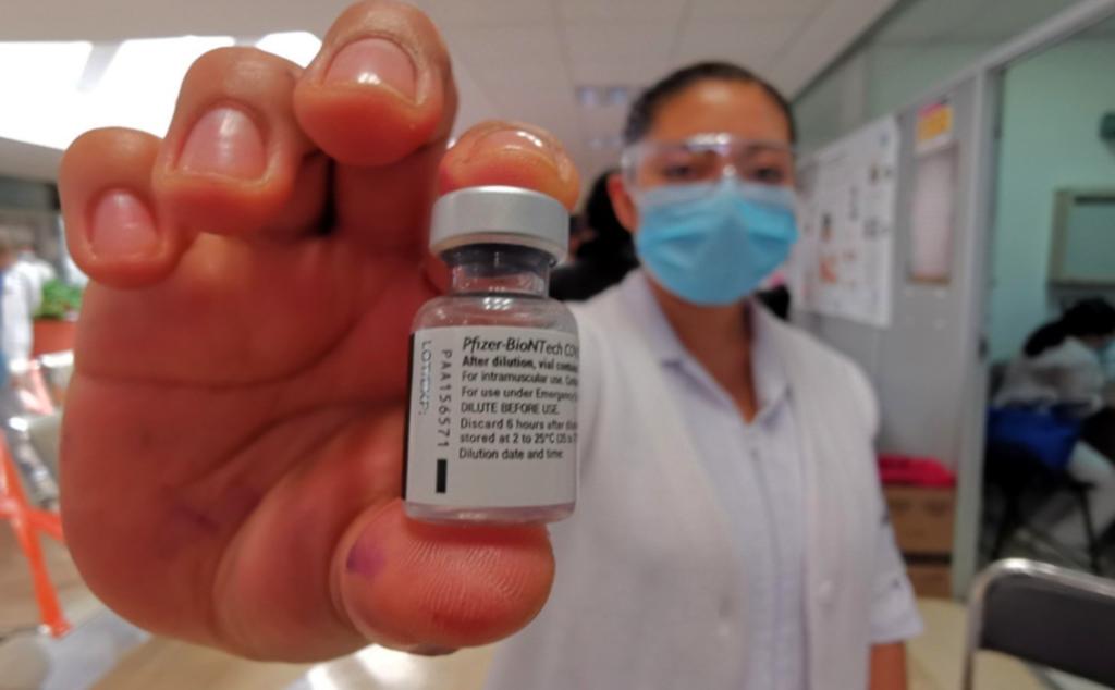 Juchitán anuncia que comprará vacunas contra COVID; invertirá 5 mdp