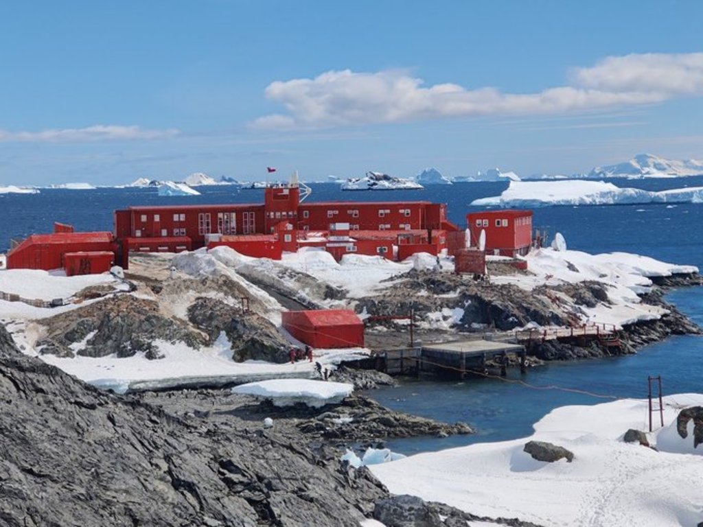 Reportan sismos en Antártida y Chile