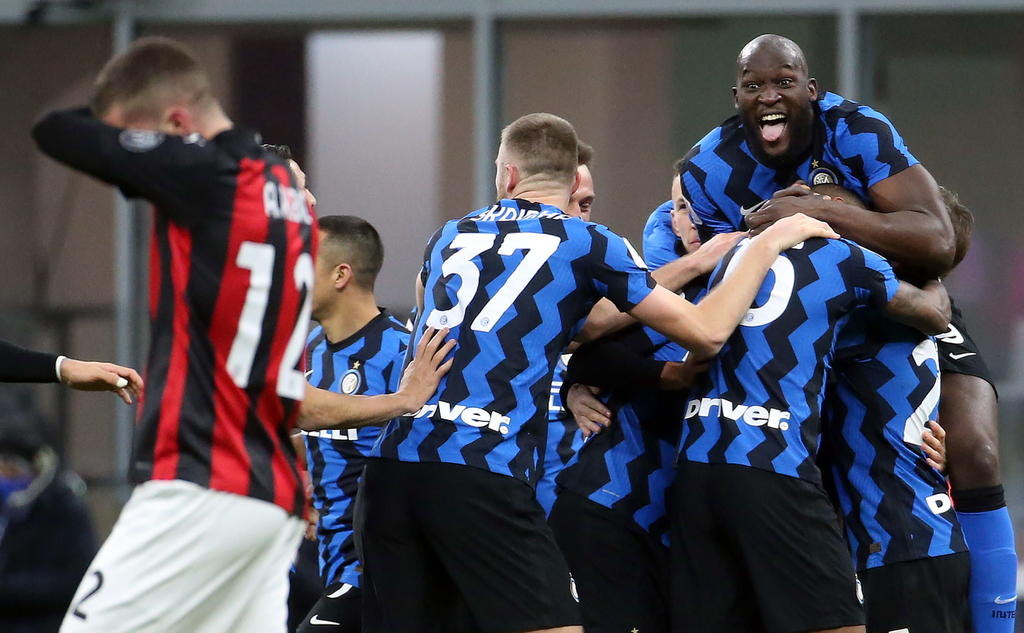 Christian Eriksen le da la victoria al Inter sobre el Milan en Copa Italia