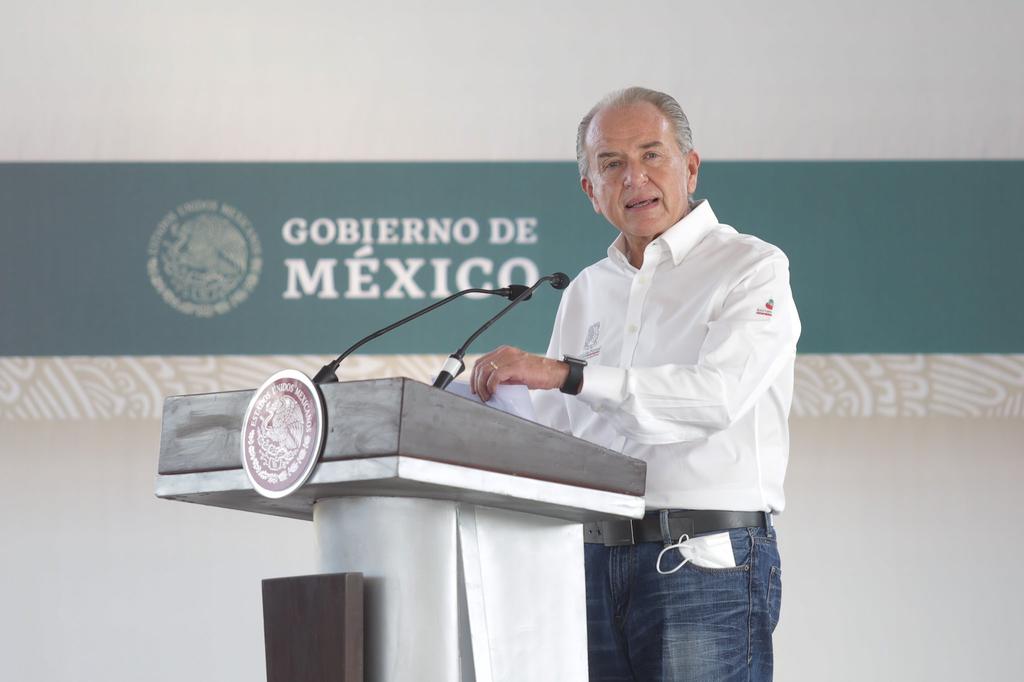 Tras un día de aislamiento, gobernador de San Luis Potosí retoma actividades