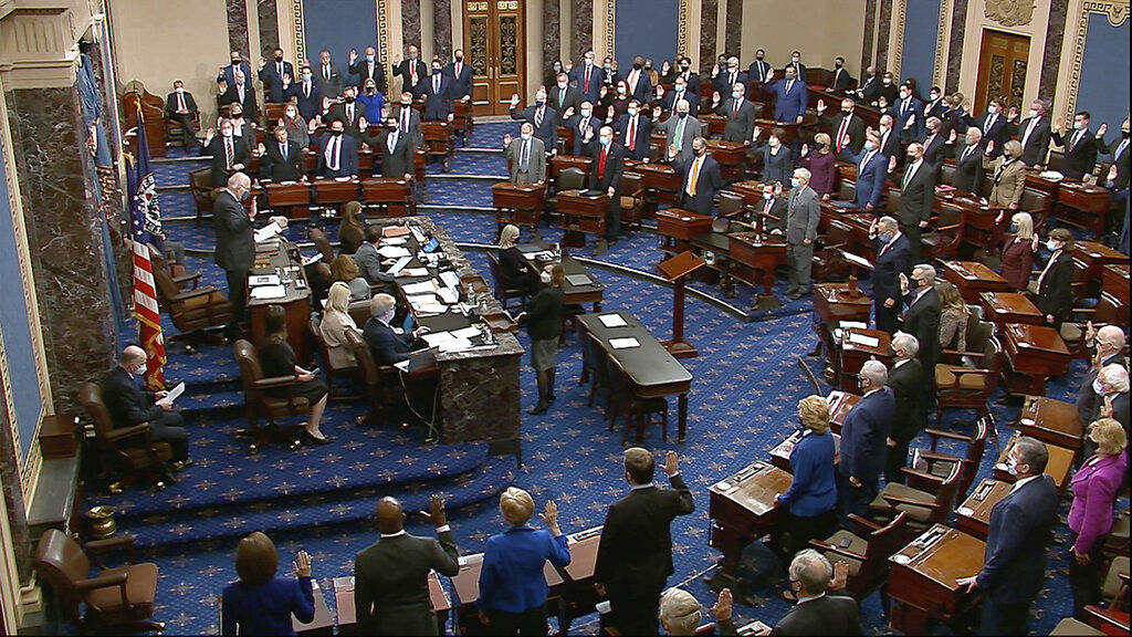 Mayoría de senadores republicanos se oponen al 'impeachment' contra Donald Trump