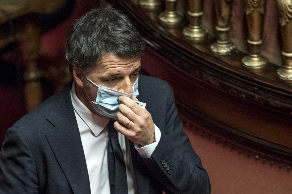 Renuncia premier italiano tras perder apoyo