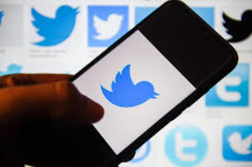 Lanza Twitter una prueba piloto en que los usuarios verifican la información