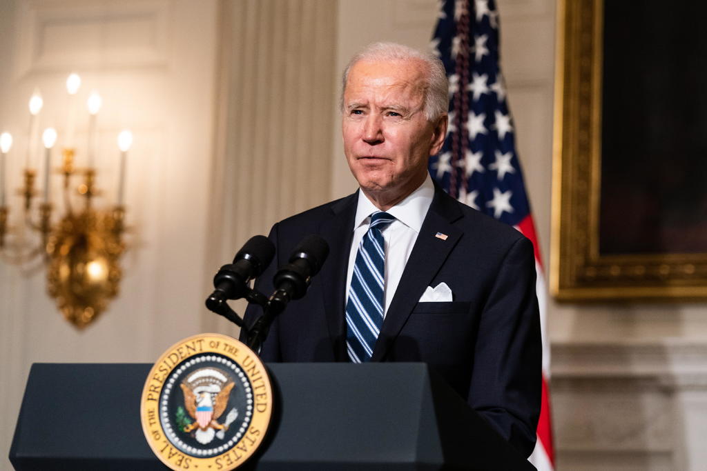 Biden reitera a primer ministro de Japón su 'compromiso' de defender territorio disputado con China