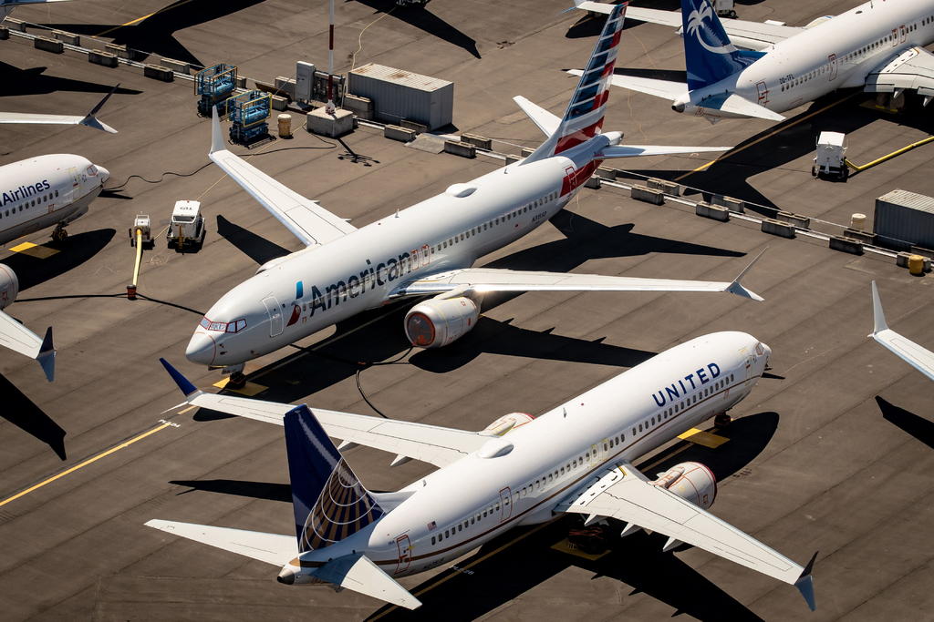 American Airlines presenta pérdida récord de 8,885 millones en 2020