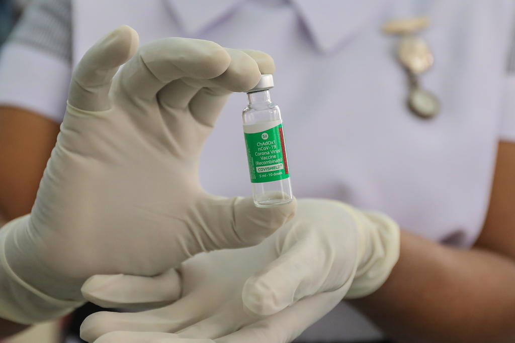 México recibirá vacunas de AstraZeneca durante febrero y marzo: Ebrard