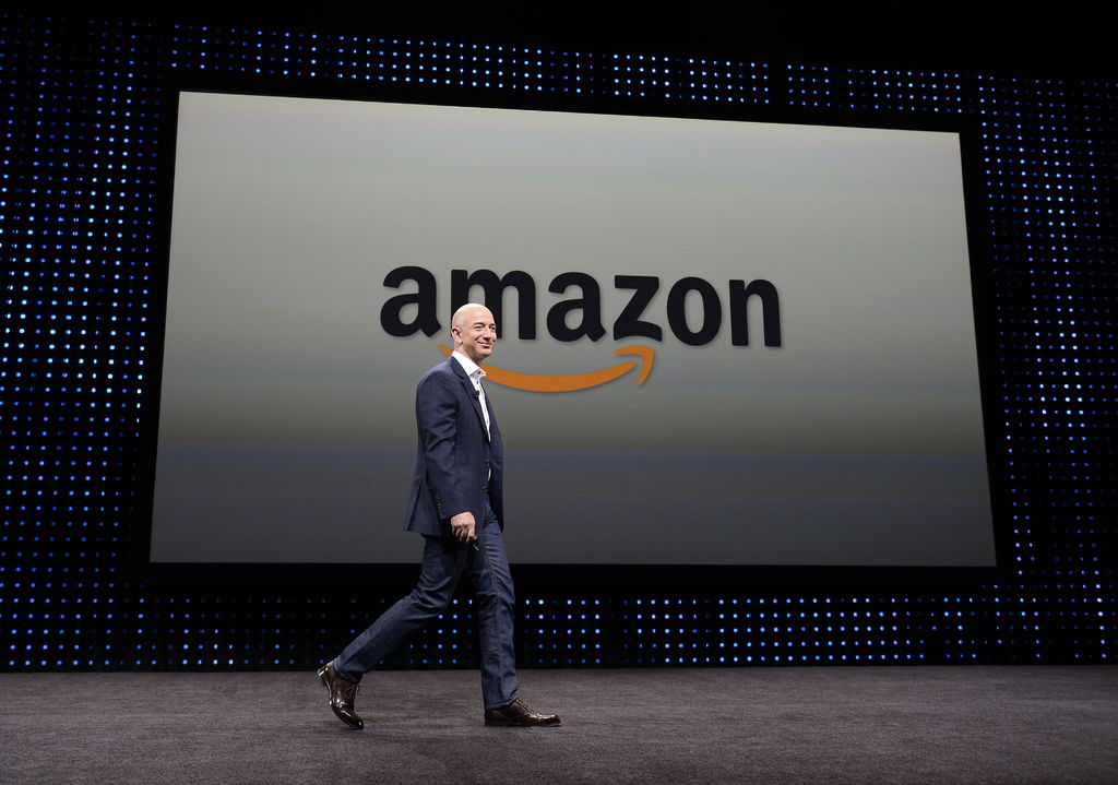 Jeff Bezos se retira como CEO de Amazon