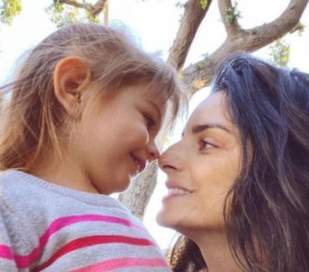 Aislinn Derbez responde a Martha Higareda tras comparación de su hija