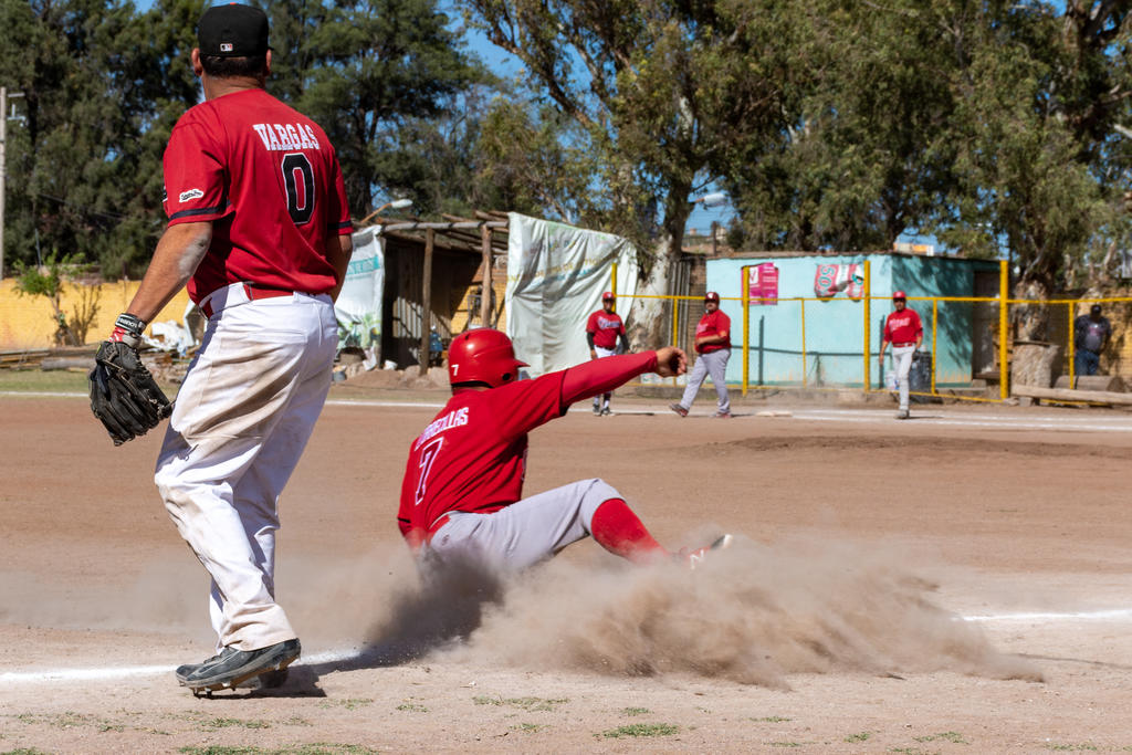 Preparada la intensa jornada de la  Liga de Beisbol de Veteranos 'Navarrete'