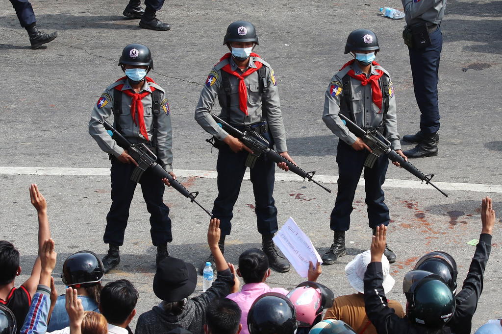 Jefe del Ejército de Birmania justifica el golpe por fraude electoral