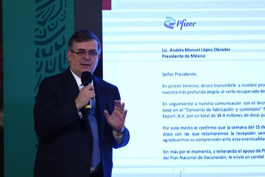 Pfizer envía carta a AMLO; reiniciarán suministro de vacunas a México
