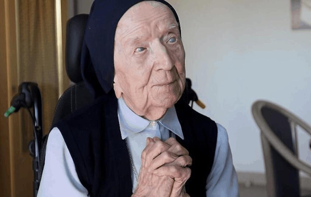 ¿Un milagro? Monja de 116 años sobrevive al COVID-19