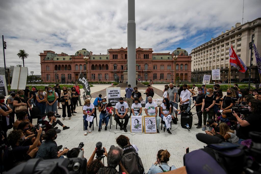 Marchan para exigir justicia contra la violencia machista en Buenos Aires