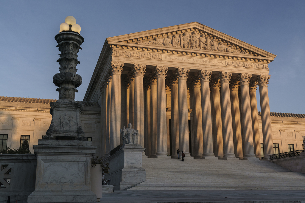 Piden a Corte Suprema ratificar Obamacare