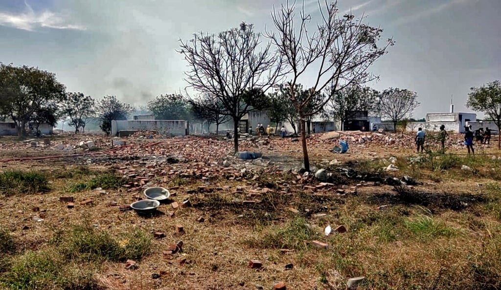 Explosión en India deja 13 muertos