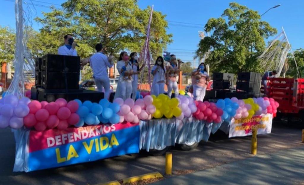 Desfilan caravanas en contra del aborto en Sinaloa