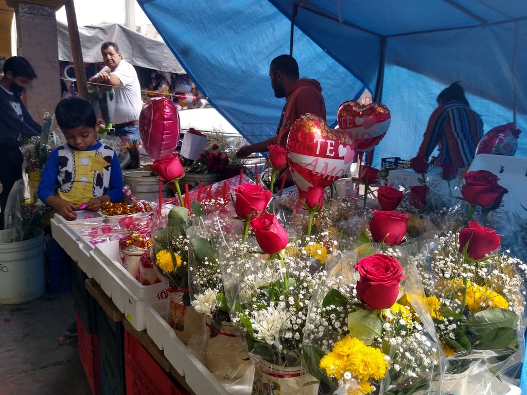 San Valentín reactiva economía en Gómez Palacio