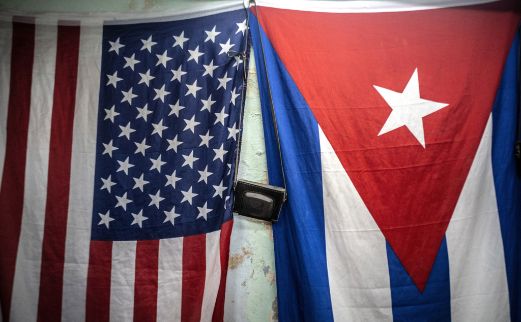Cubanos piden mantener presión contra la isla