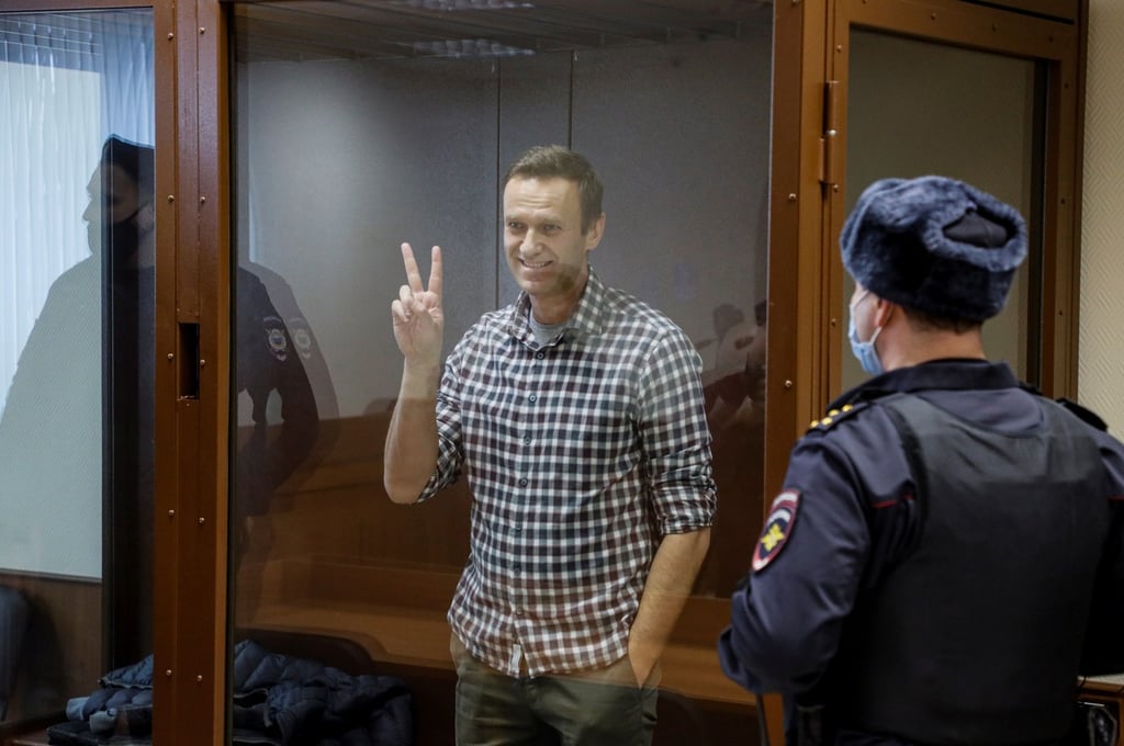 Navalni pierde recurso e irá a prisión