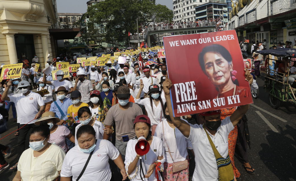Birmania protesta contra el Ejército