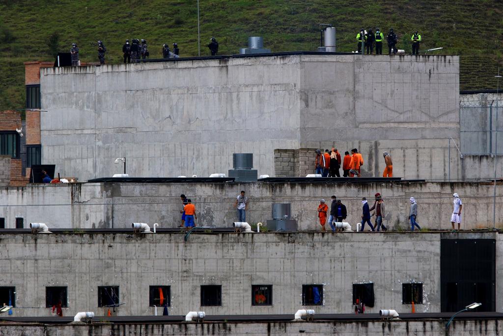 Asciende a 62 cifra de muertos por motines en cárceles de Ecuador