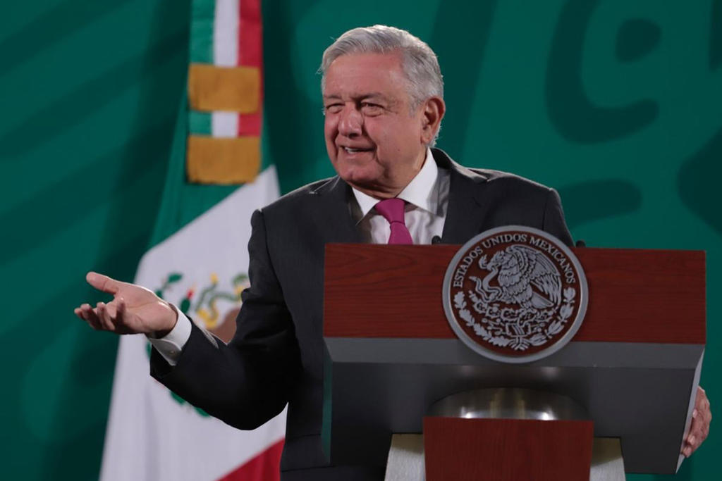 Yo ya rompí 'Pacto por México': AMLO sobre pacto patriarcal