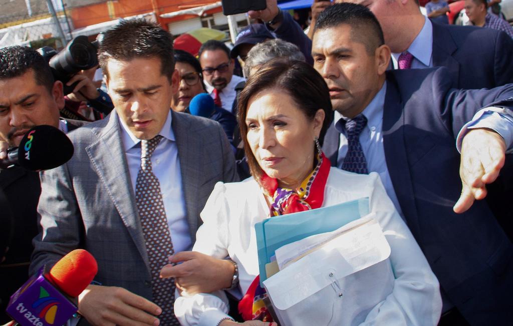 FGR y Rosario Robles no alcanzan acuerdo; difieren audiencia intermedia