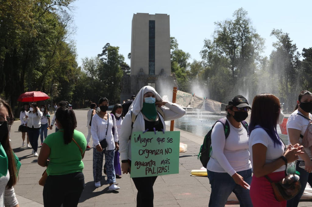 Protestan mujeres en la CDMX contra feminicidios y delitos sexuales