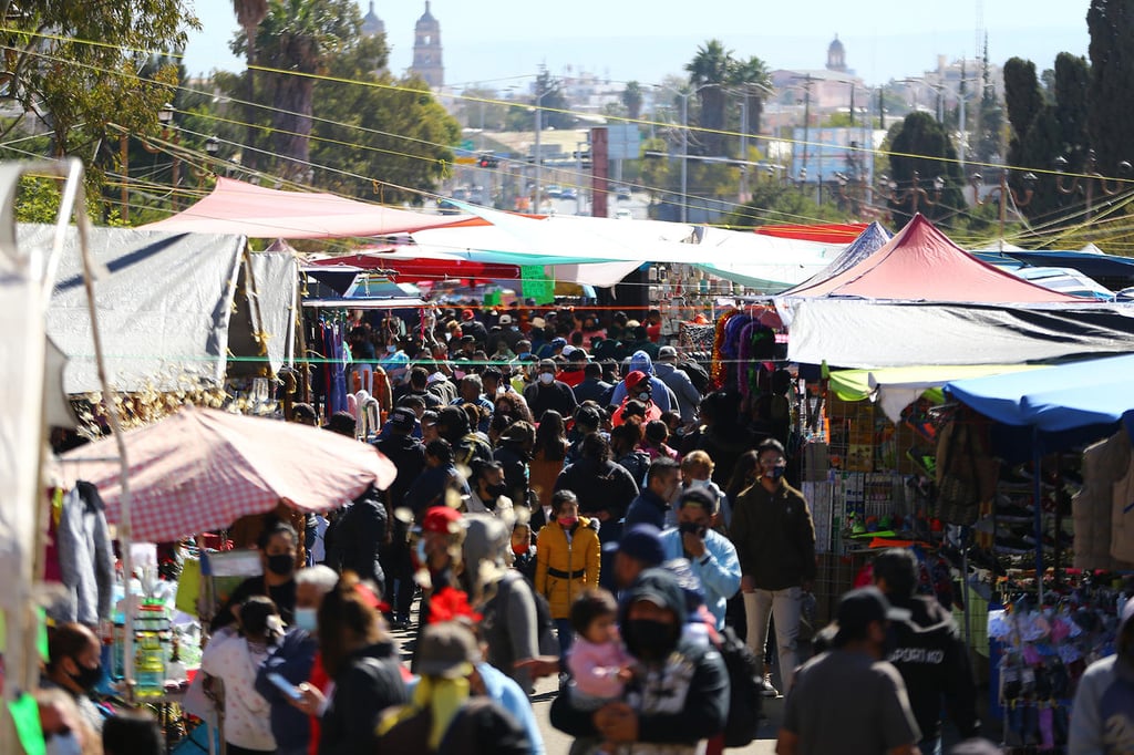 Tianguis del Santuario crece y causa quejas