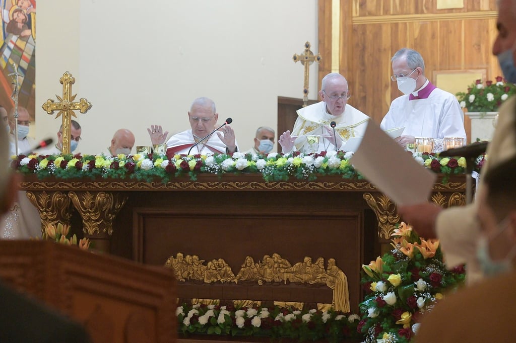 Papa Francisco celebra misa con rito caldeo