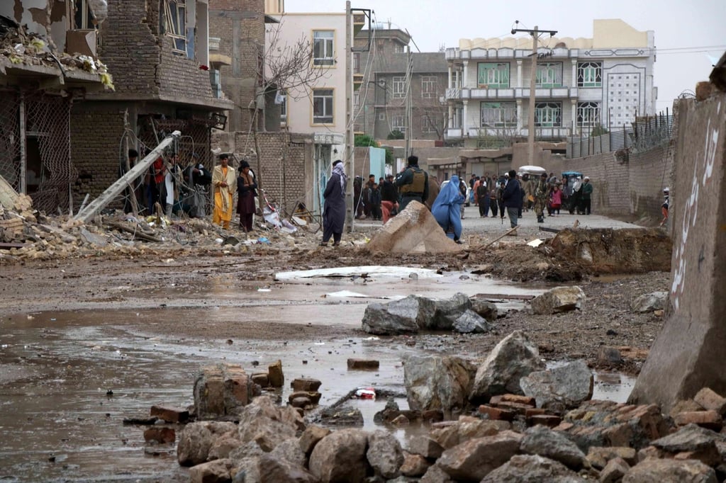 Coche bomba mata a 8 en Afganistán