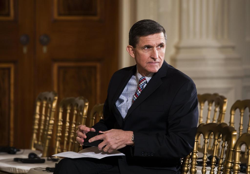 Flynn enfrentaría multas por lazos con Rusia