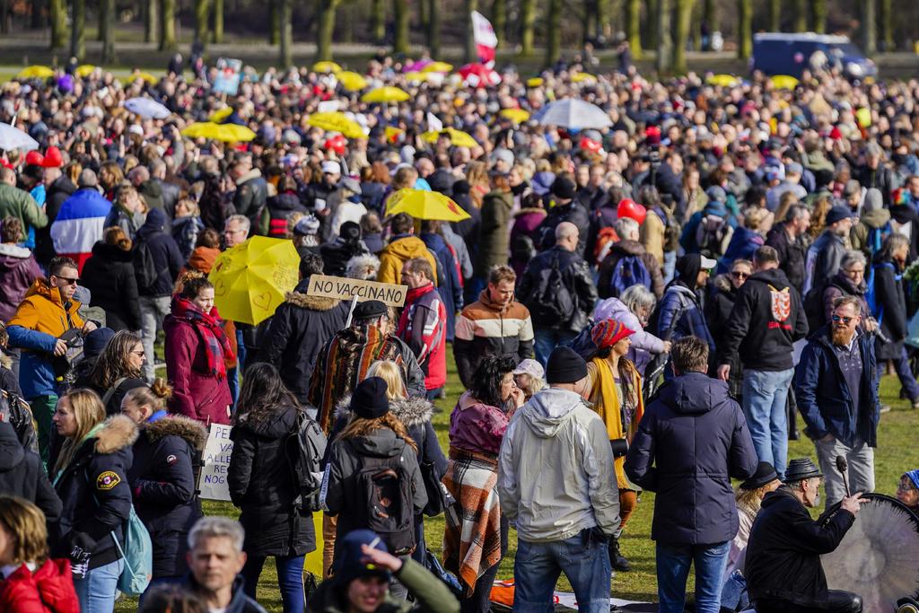Protestas en La Haya previo a comicios