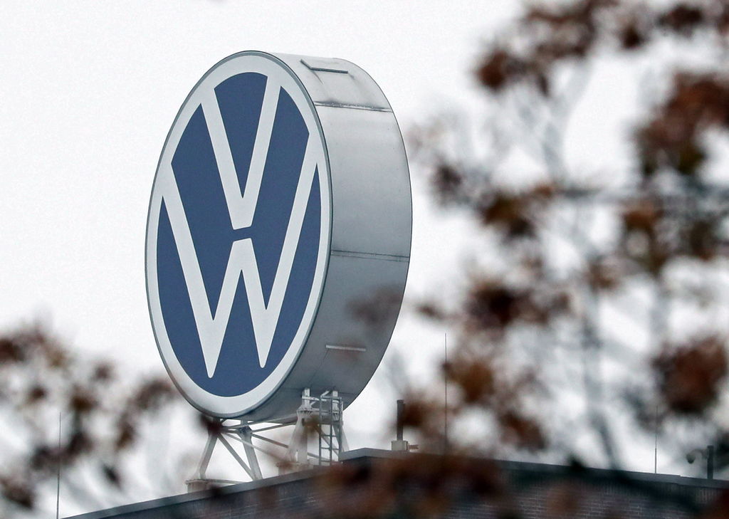 Volkswagen suprimirá hasta 2023 miles de plazas laborales